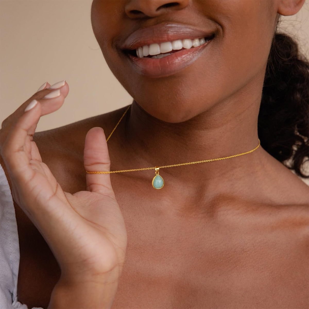 Teardrop Pendant Necklace