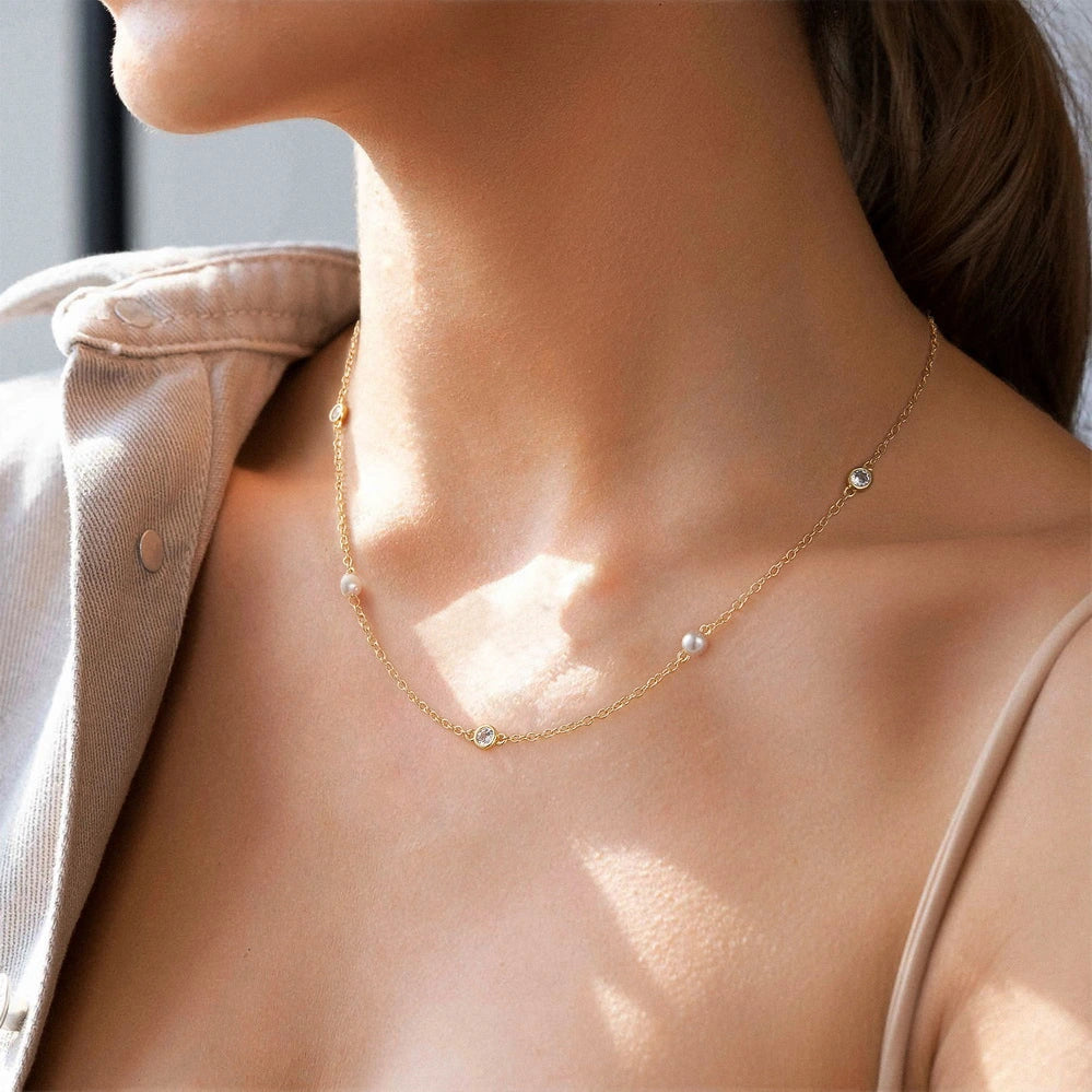 Rhinestone Spacer Pearl Choker Necklace